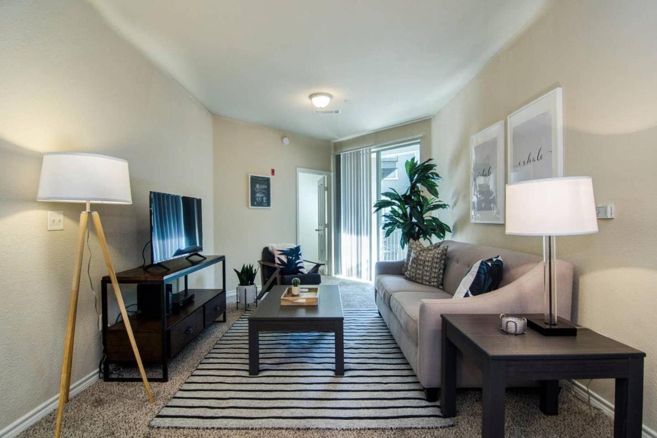 Walk To Downtown Memphis! Apartment ภายนอก รูปภาพ
